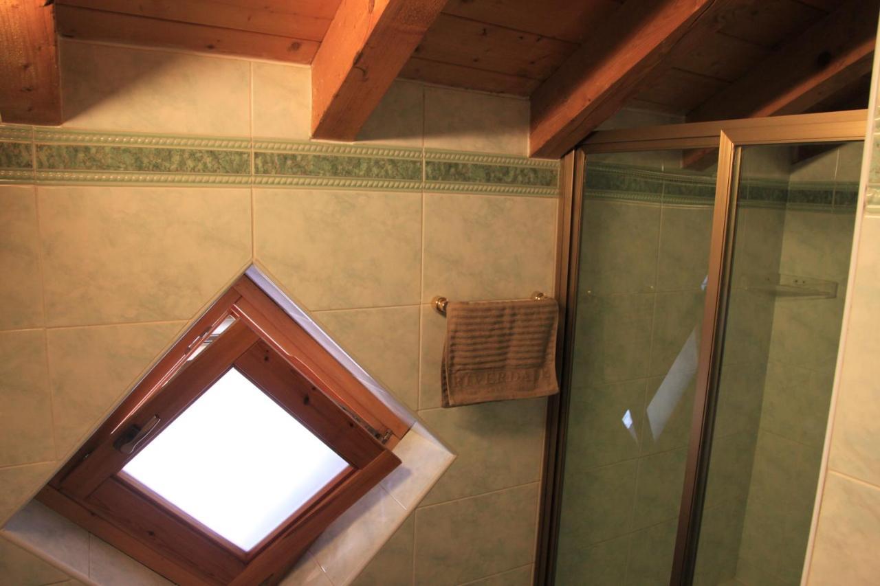 Rustico Lago Di Como B&B Barna Exterior photo